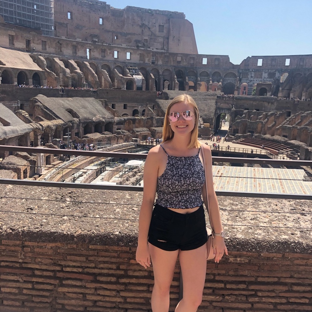 Meet your Posher, Anna